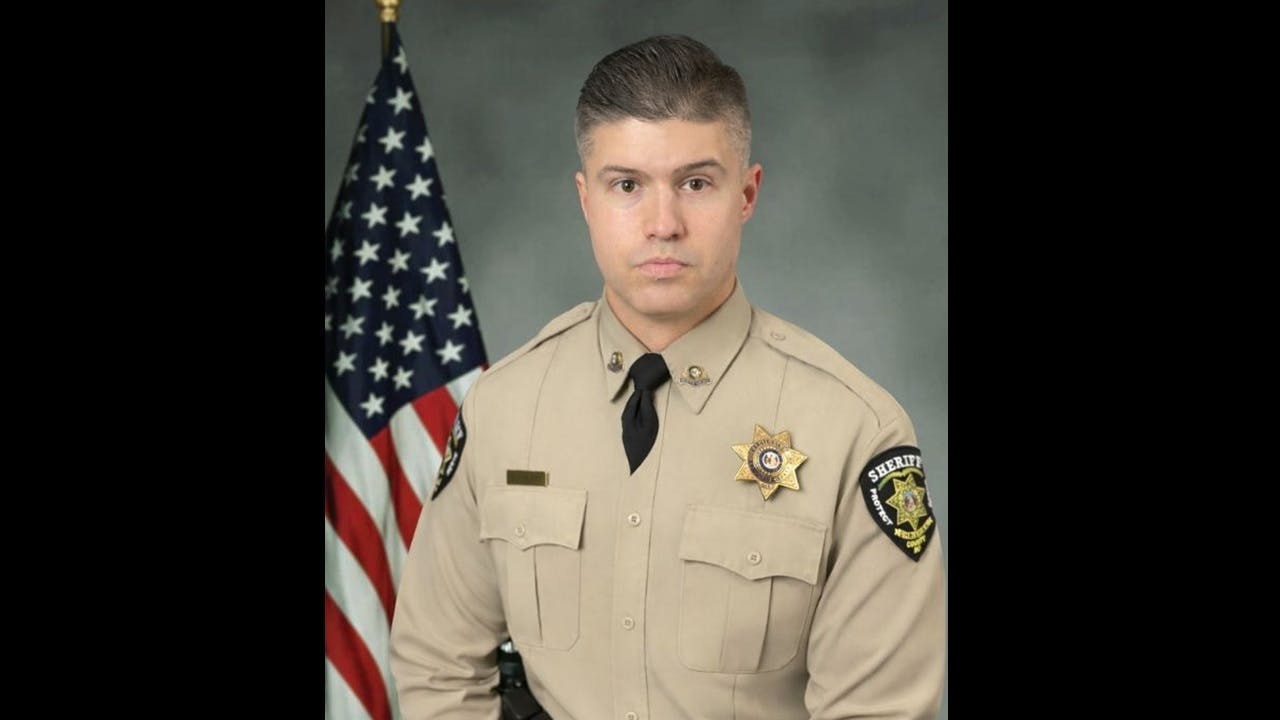 Christian County, MO, Sheriff's Deputy Michael Hislope.