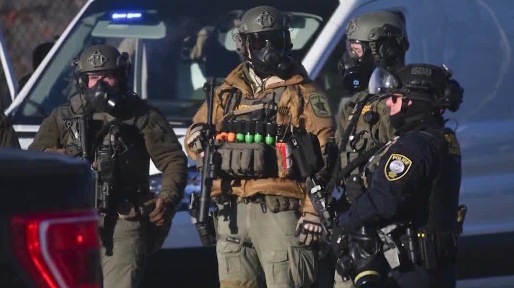 Milwaukee police ban masks for on-duty officers.