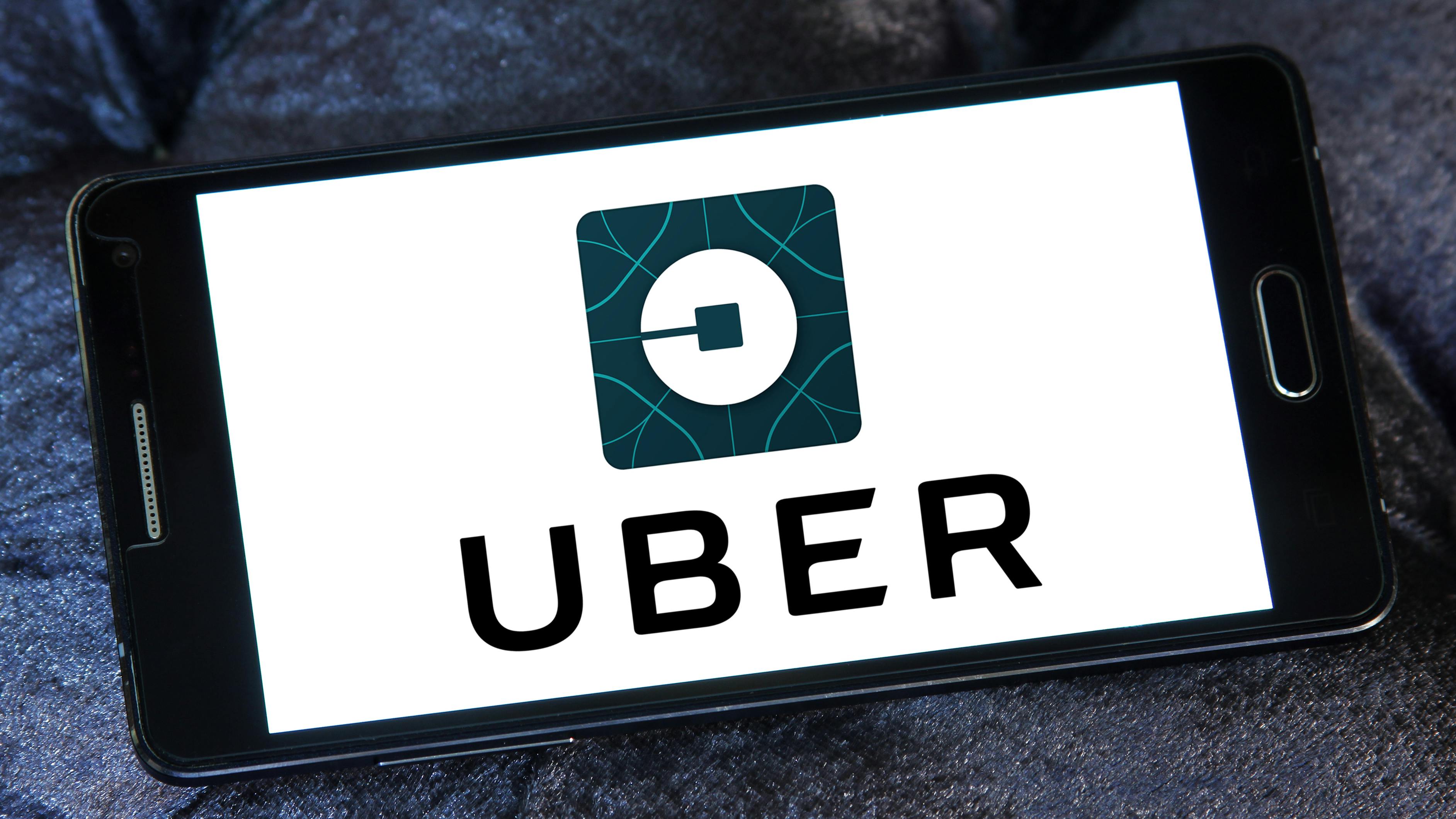 Uber driver's daring crash.