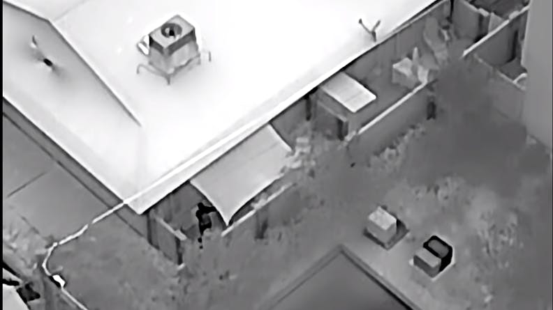 Gunman fires at Phoenix police helicopter