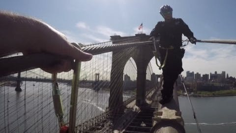 Dramatic NYPD skyscraper rescue