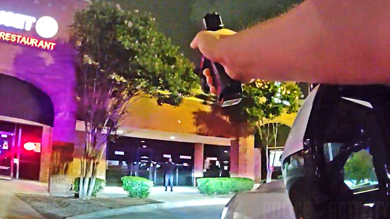 Richardson police clash with knife-wielding man