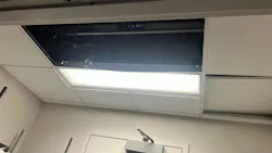 Suspect hides in hospital drop ceiling Suspect hides in hospital drop ceiling