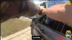 Shootout between Jacksonville sheriff's officers and murder suspect Shootout between Jacksonville sheriff's officers and murder suspect