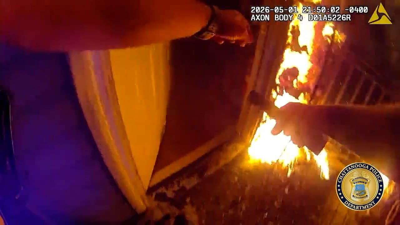 Cop Rescues 2 Kids And Mom From House Fire