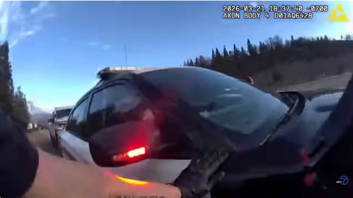 Suspect pulls gun on Weed police officer