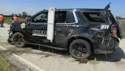 Sumner County deputy saved from submerged cruiser Sumner County deputy saved from submerged cruiser