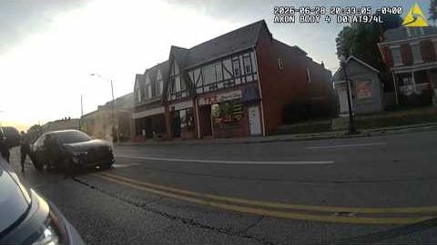 Driver intentionally rams Columbus police cruiser