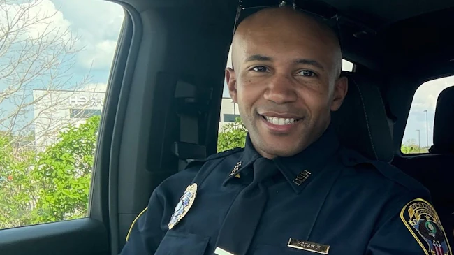 Rogers Police Officer Fred Marsh