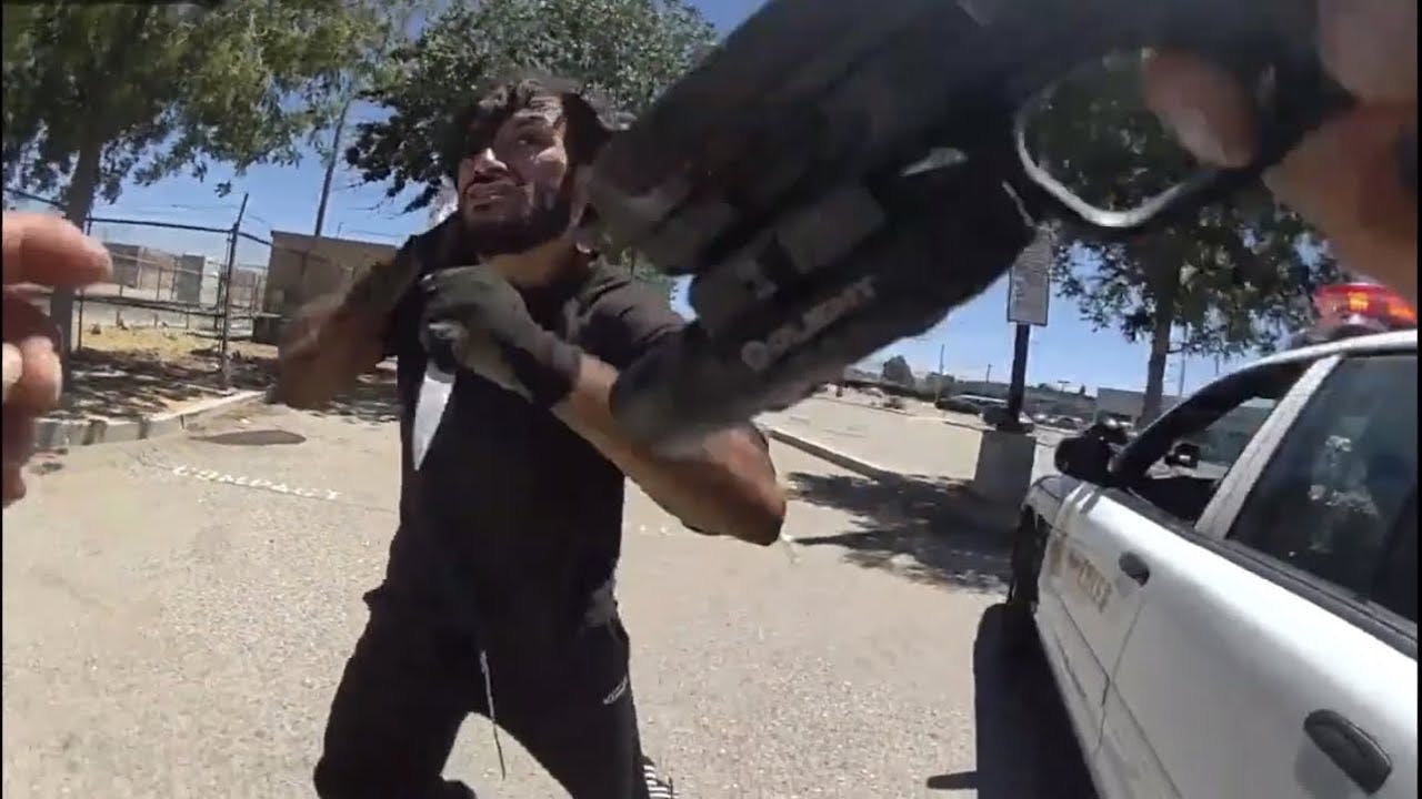 Suspect stabs Los Angeles County deputy
