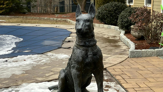Boston K-9 Dakota memorial statue
