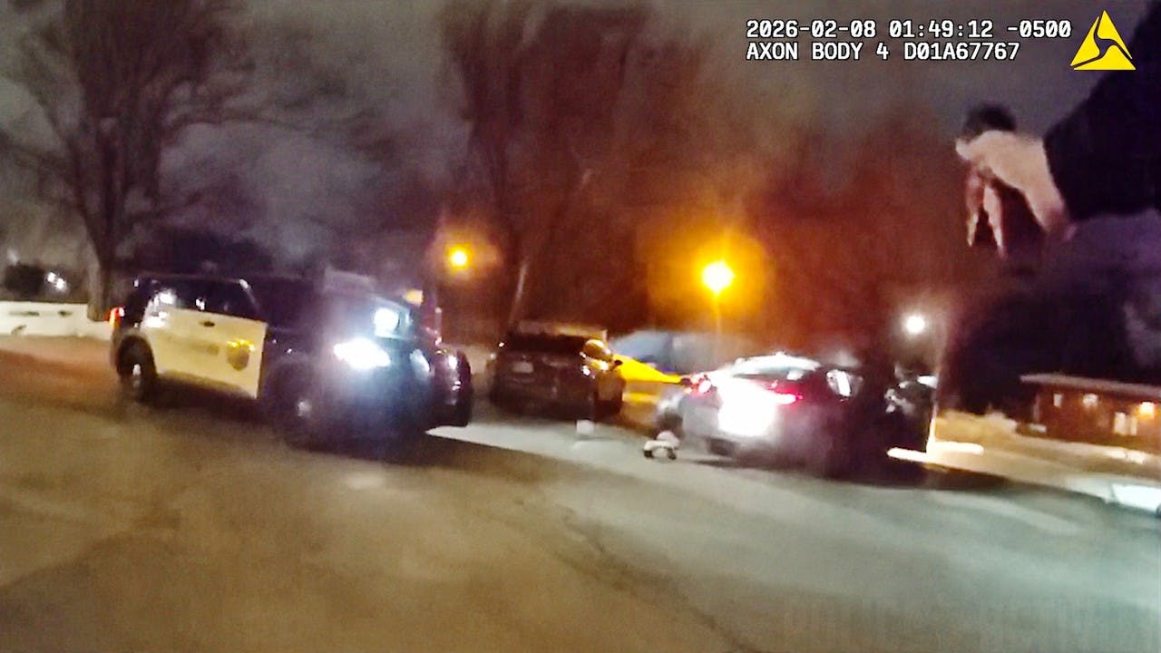 Elkhart police exchange gunfire with armed teen