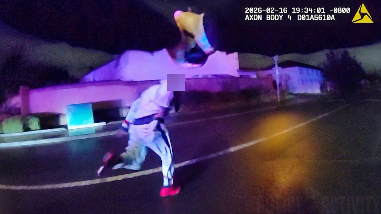 Sacramento County Sheriff's Office bodycam shows suspect escaping stop by deputies