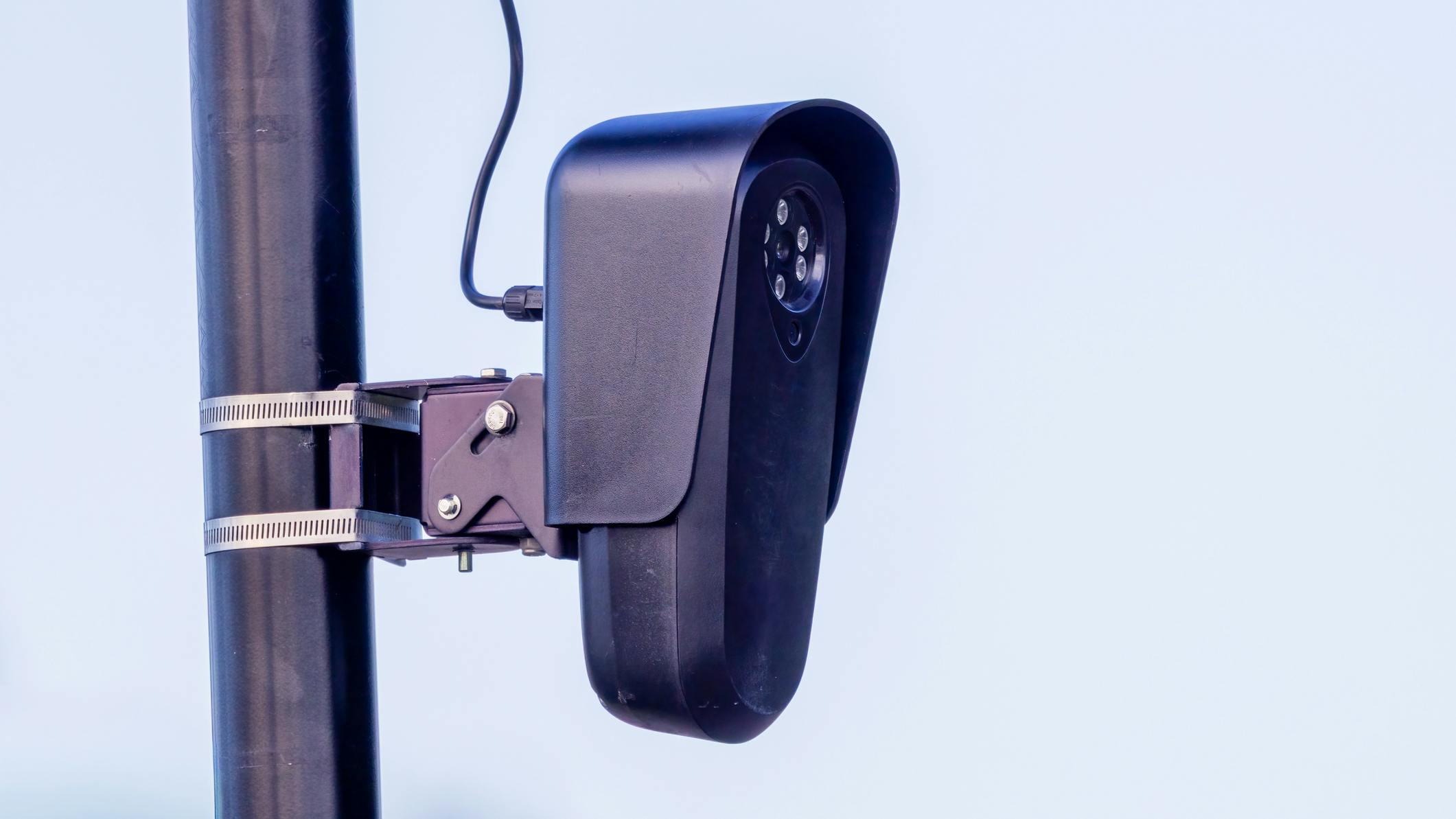 Automated license plate camera