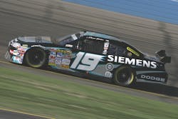 Aw 3229 Mockup Feature 1 Aw 3229 Mockup Feature 1