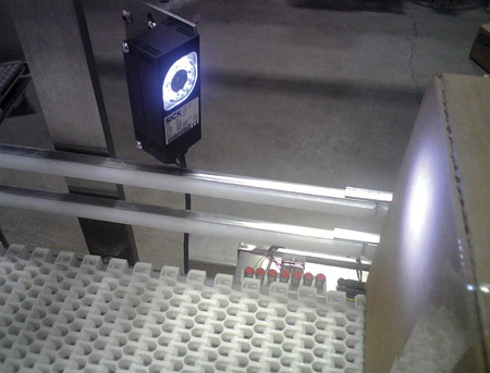 The Sensick CVS2 color-sensing device can be taught new colors or shades of colors.