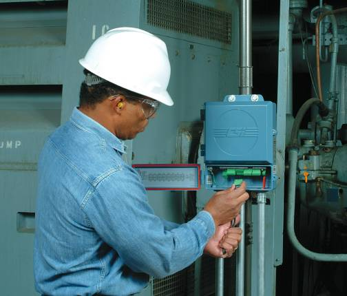 Emerson?EURs CSI 9210 transmitter provides smart machine health monitoring on motor-pump trains.