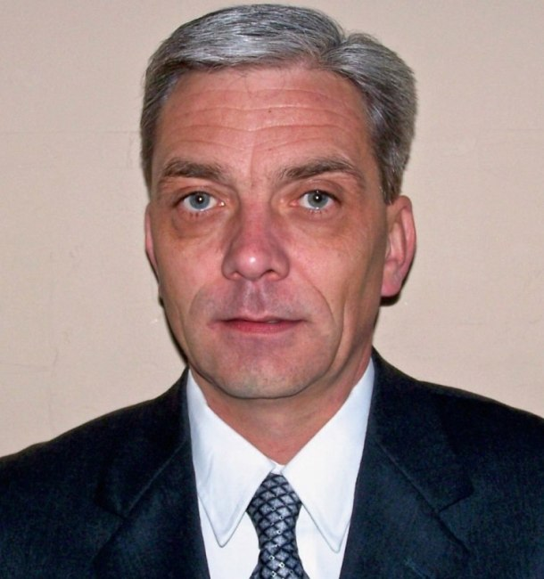 Aw 8043 B R Marc Wolf Sm