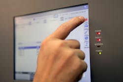 Aw 14126 Maxum With Cim 2 Aw 14126 Maxum With Cim 2