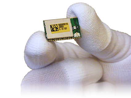 Aw 19762 Owl355x Hand Low