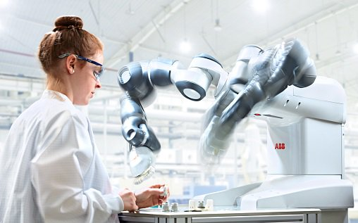 ABB&rsquo;s Collaborative Robot Makes North American Debut