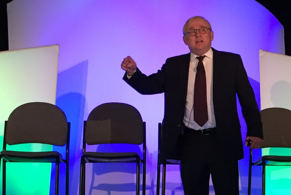 Aw 101317 Csia16 Petermartin