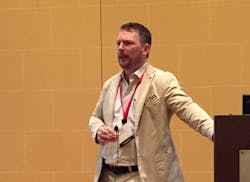 Aw 102278 Hug16 Michaelmartin Aw 102278 Hug16 Michaelmartin