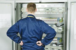 Aw 109159 Istock Electrican Aw 109159 Istock Electrican