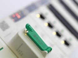 Aw 195402 M580 Zoom Aw 195402 M580 Zoom