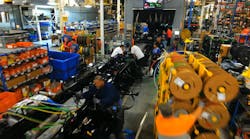 Daimler&rsquo;s truck assembly plant includes 1,500 ft chassis assembly lines with more than 125 workstations on each.