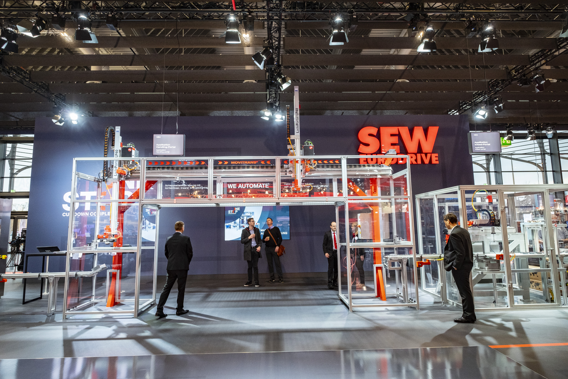 SEW-EURODRIVE&rsquo;s MAXOLUTION&circledR; machine automation portfolio aims to provide system solutions &ndash; for example, for handling gantries.