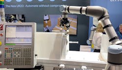 The Robotiq machine tending system using a Universal Robot cobot at IMTS 2022. The Robotiq machine tending system using a Universal Robot cobot at IMTS 2022.
