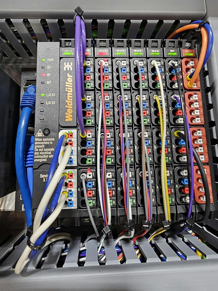 U-remote is Weidmuller USA’s configurable, simplified I/O that can be used across multiple platforms and can interface with virtually any PLC system. Source: Weidmuller USA