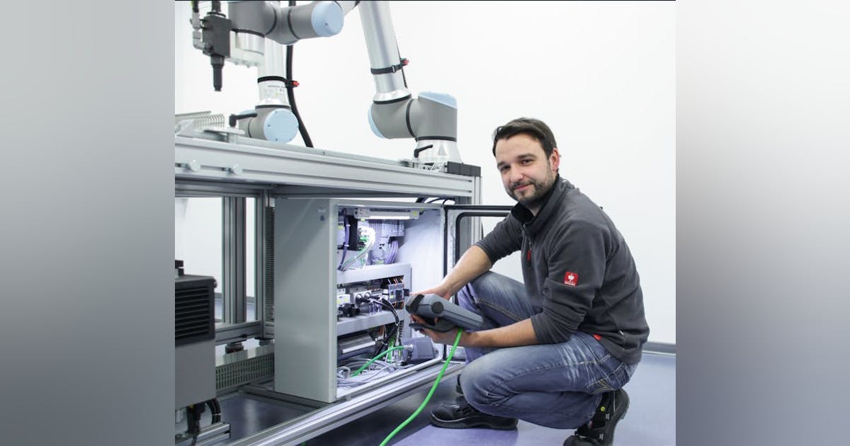Universal Robots Integrates SRCI for PLC Programming of Robots ...