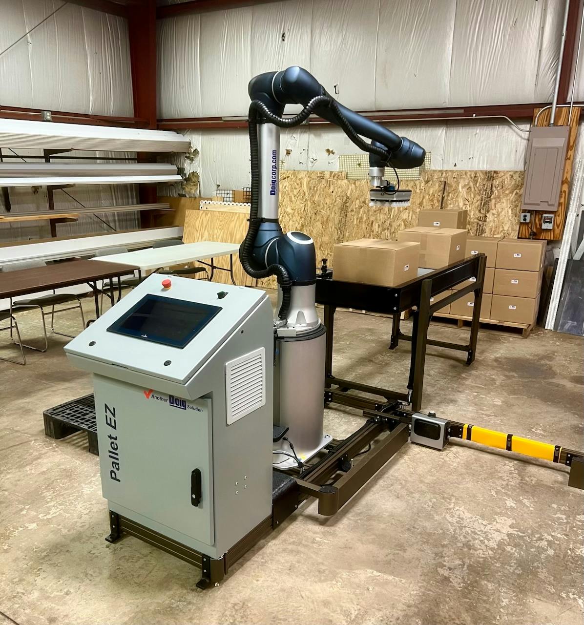 The robotic palletizing system developed by Doig
