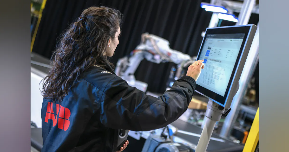Why Manufacturers Are Demanding Smarter, More Adaptable Industrial Robots